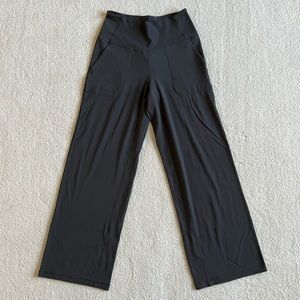 sold — lululemon align wide leg pants in graphite grey — size 8, short
